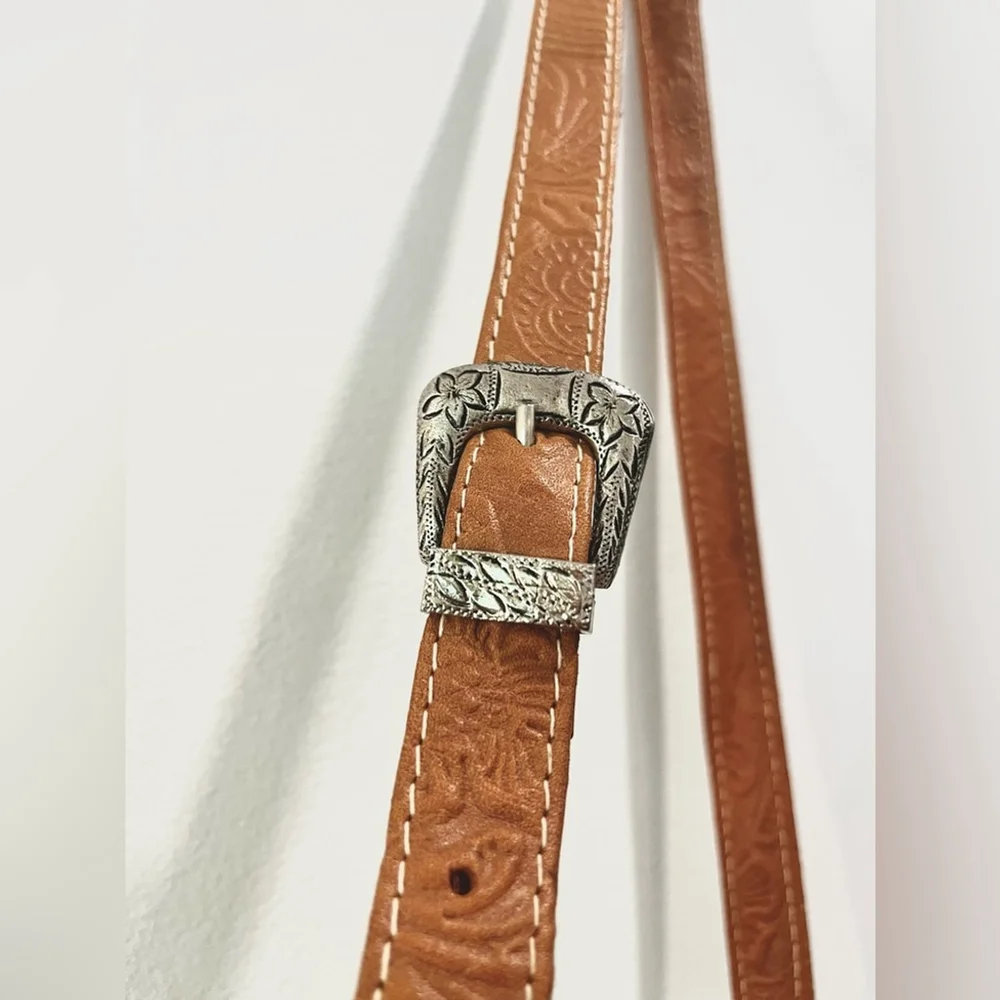 Vintage Brown Leather Floral Boho Crossbody Western Buckle Bucket Bag Purse - Picture 6 of 7